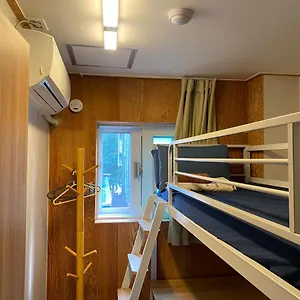  Hostal Backpackers Inside Corea del Sur