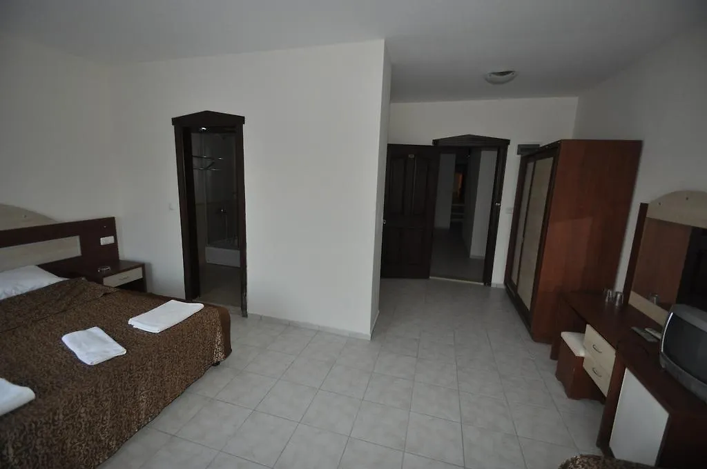 Ado Beach Hotel Turgutreis