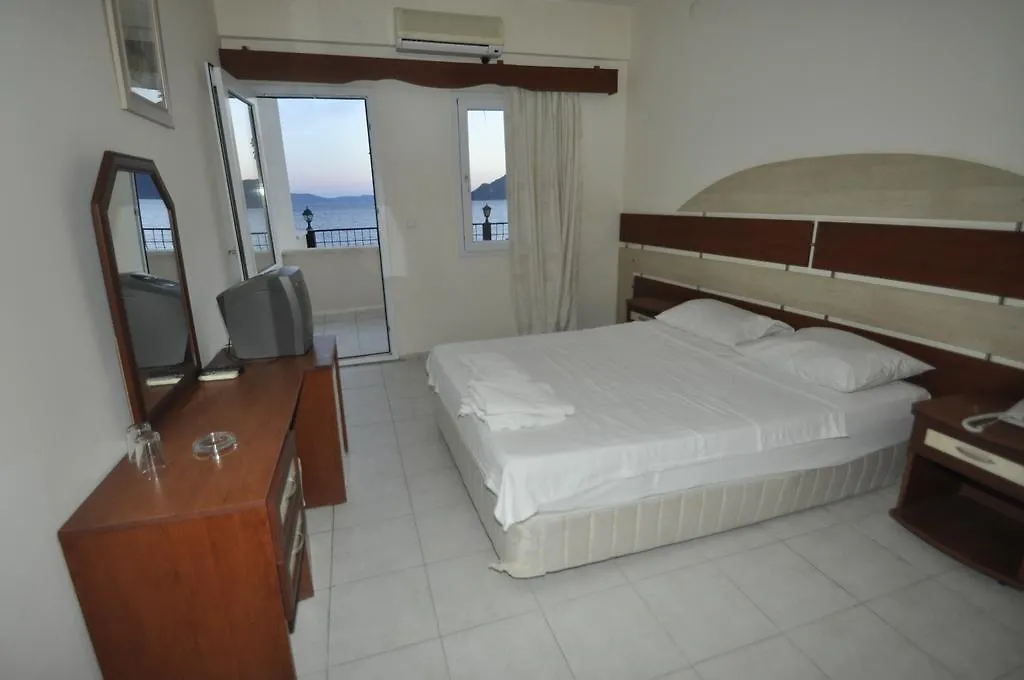 Ado Beach Hotel Turgutreis