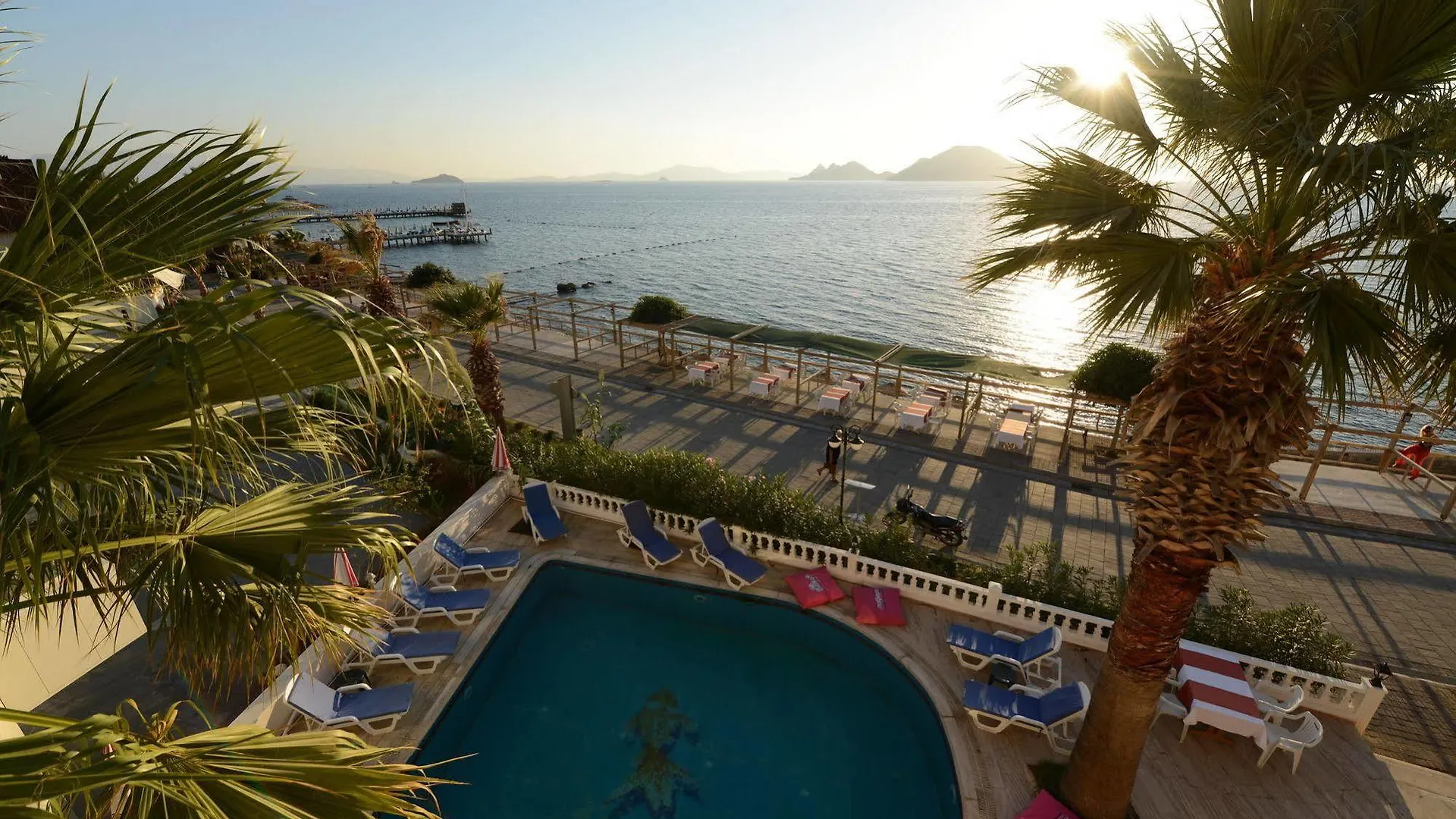 Ado Beach Hotel location